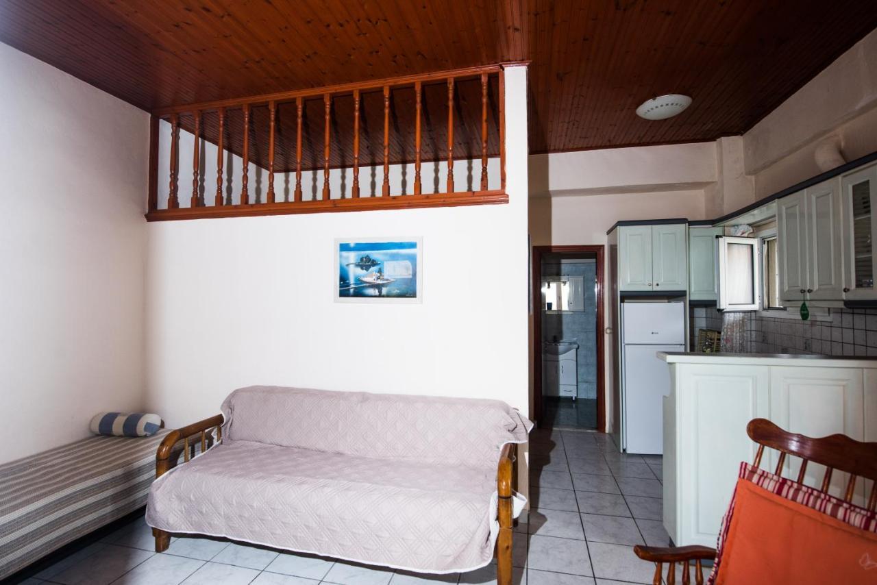 Pantelis Apartments Agios Georgios  ภายนอก รูปภาพ