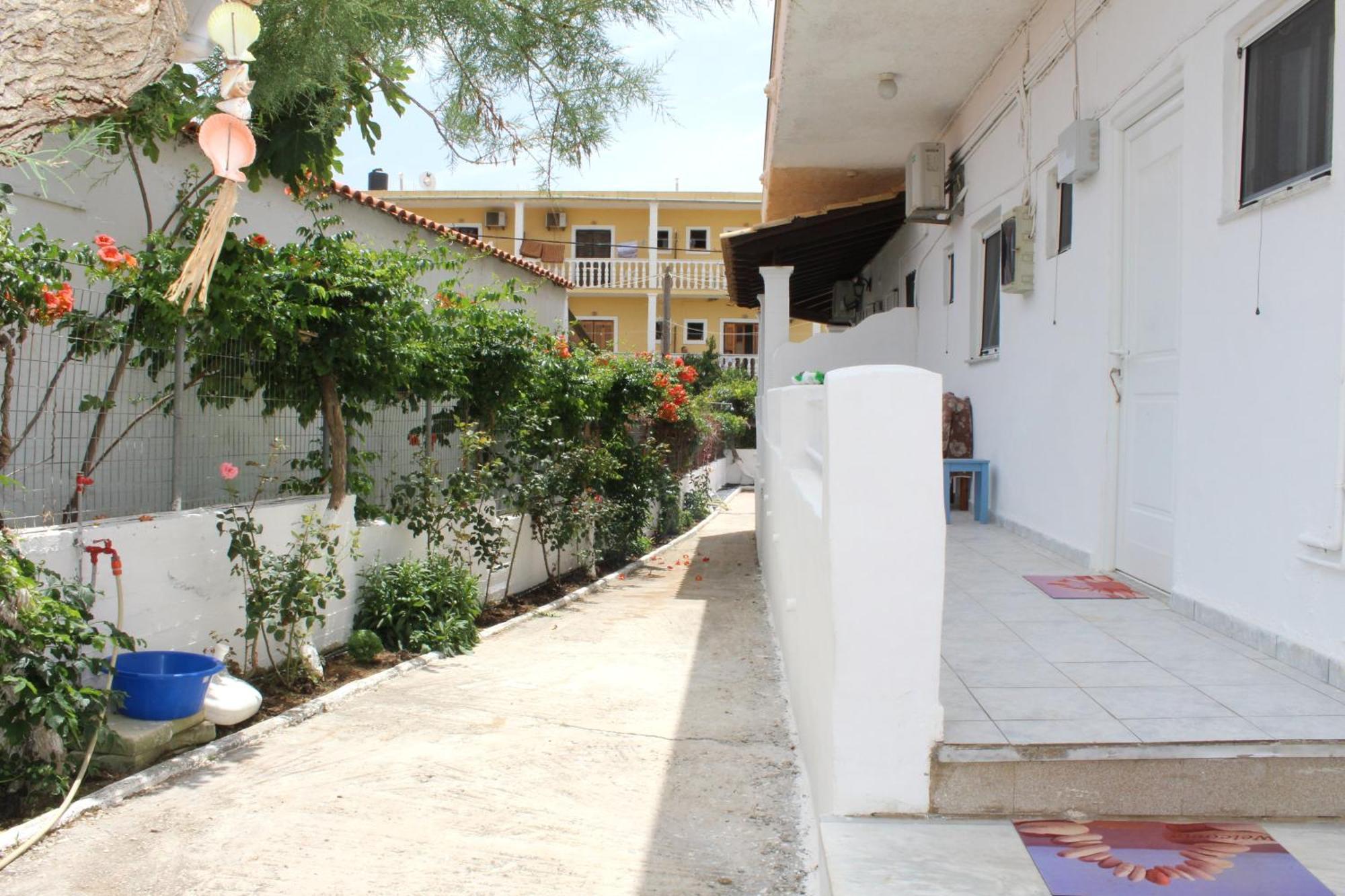 Pantelis Apartments Agios Georgios  ภายนอก รูปภาพ